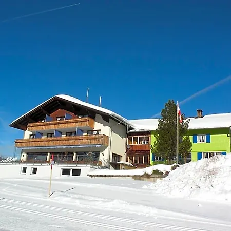 מלון Katharinahof Ferienpension 3*